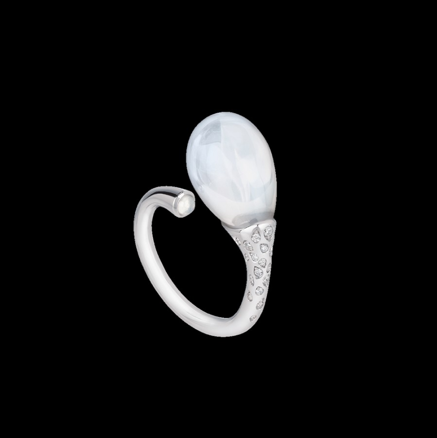 Jewelry Chantecler | Anello Joyful In Oro Bianco 18Kt, Diamanti E Poire In Cristallo Color Milky. Cod.42109